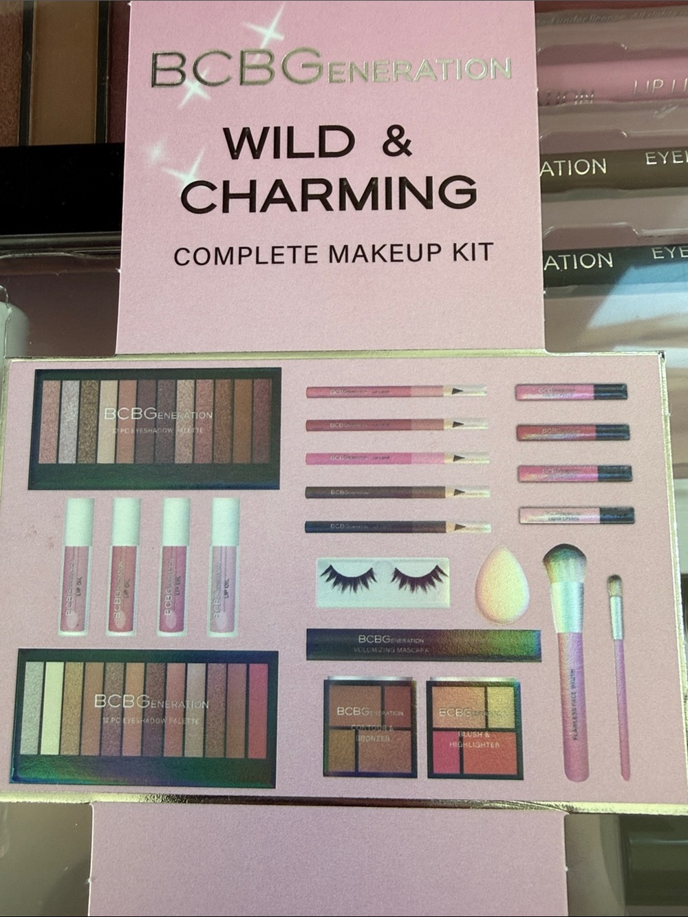 NWT BCBGeneration Wild & Charming Makeup Kit - Pink - Picture 3 of 3